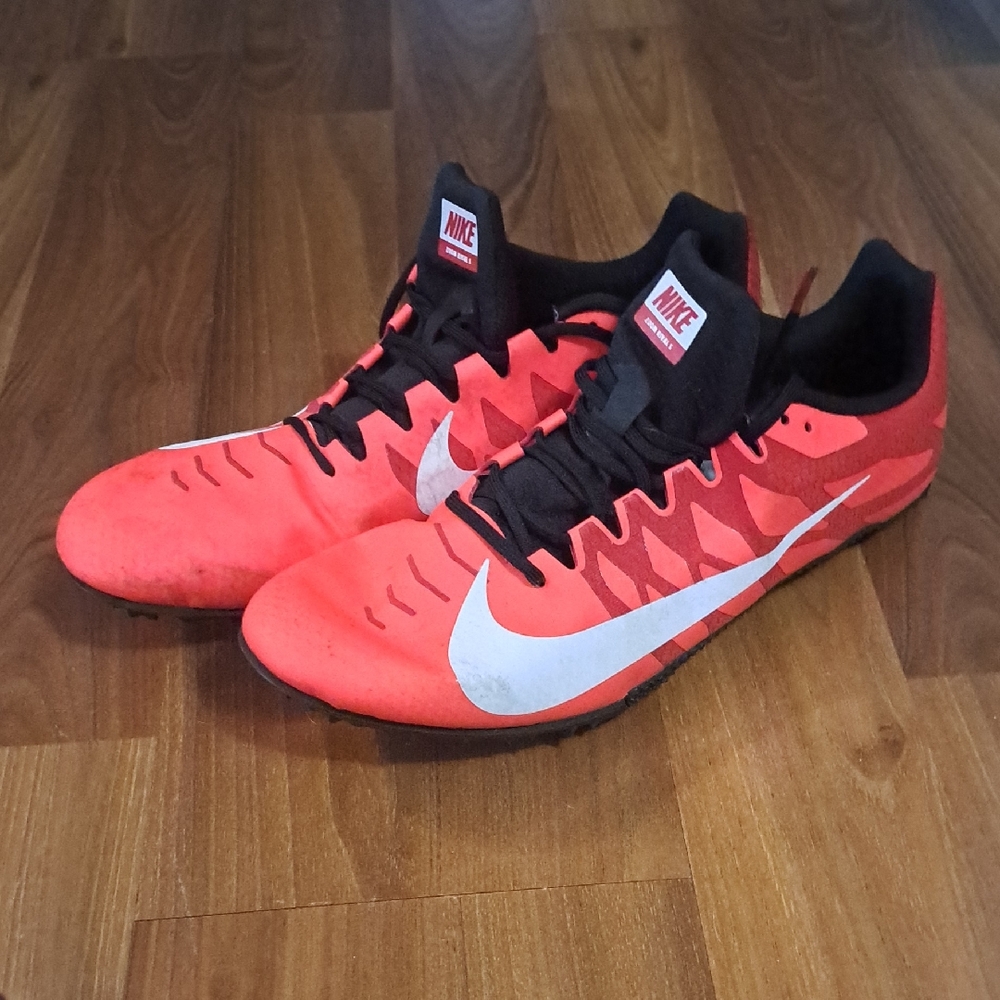 Nike Men's Bright Red Athletic Shoes